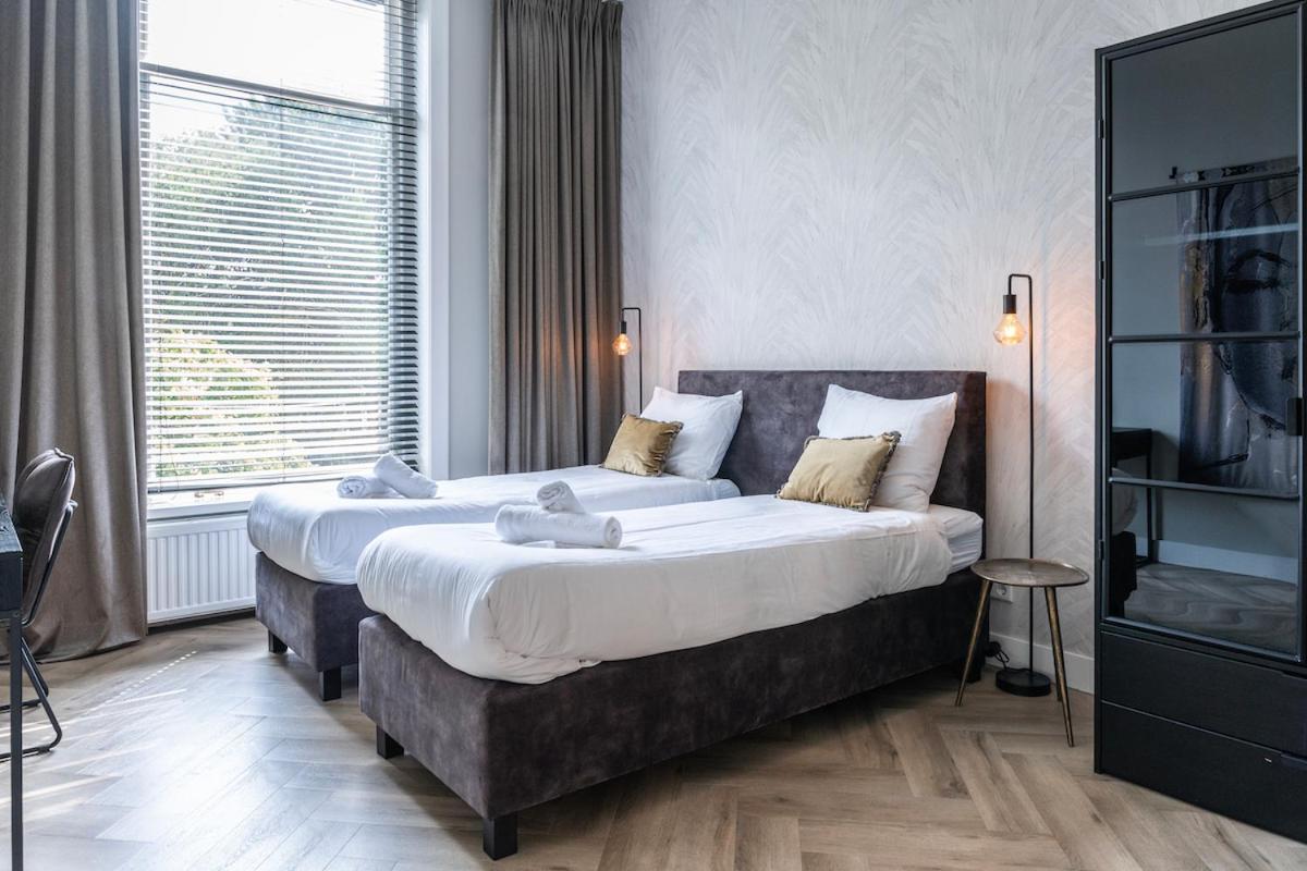Xxl Loft With Bath Located Stadsvilla Тилбург Екстериор снимка