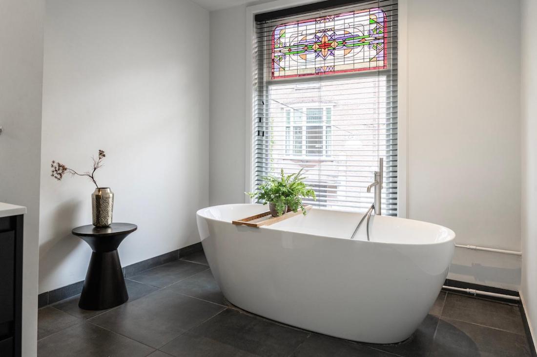 Xxl Loft With Bath Located Stadsvilla Тилбург Екстериор снимка