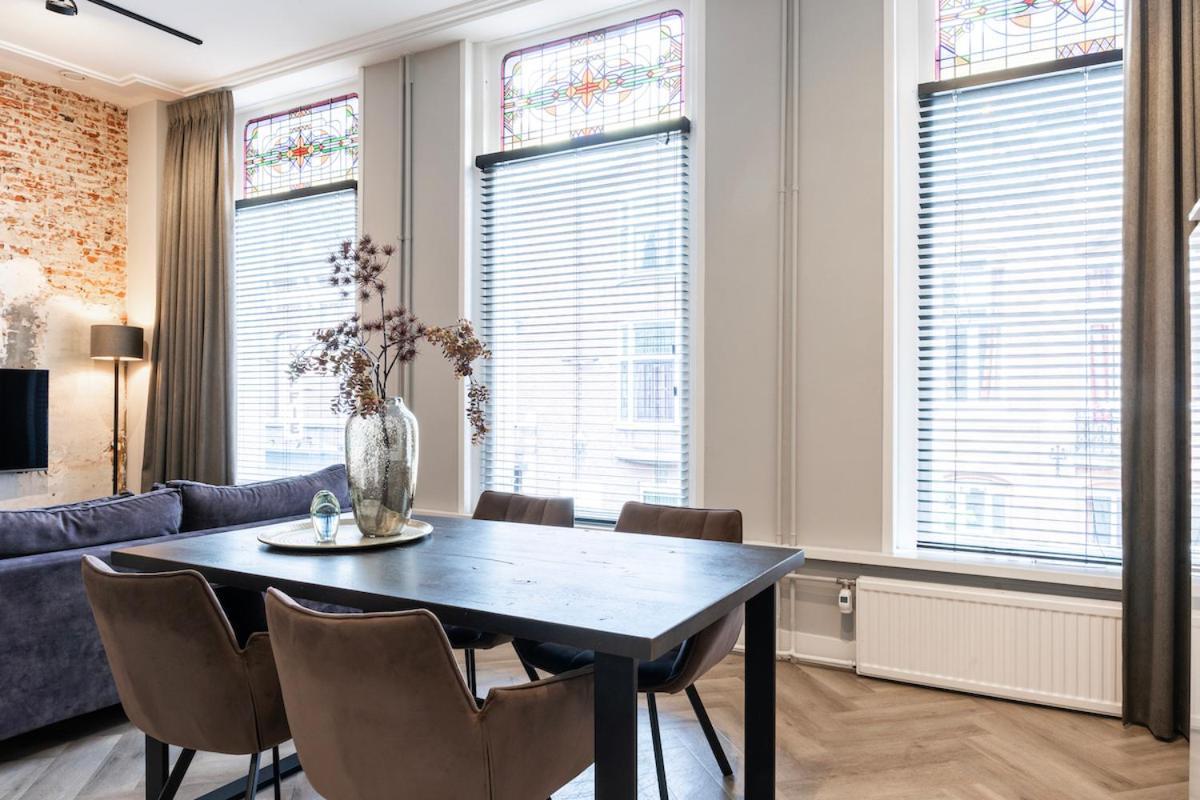 Xxl Loft With Bath Located Stadsvilla Тилбург Екстериор снимка
